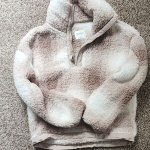 Cozy Sherpa Pullover in Cream and Tan